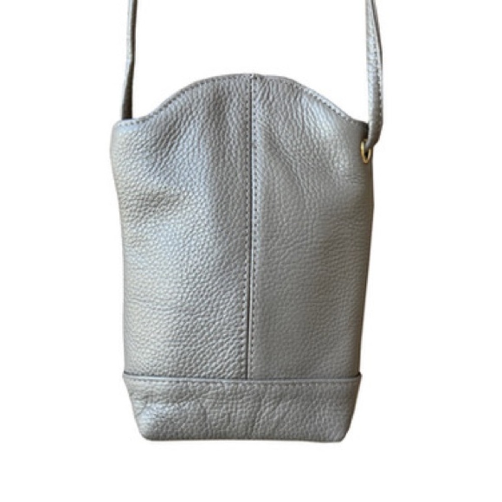 Cal-Wyn Pebbled Genuine Leather Crossbody cellphone Bag